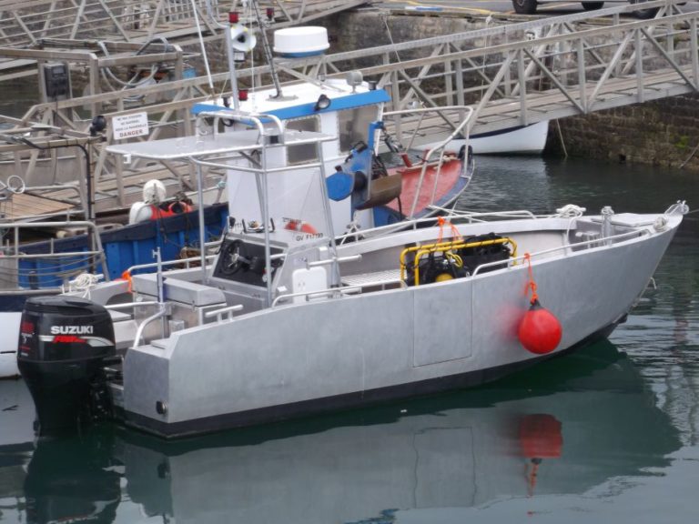 ccm 700 - Plaisanciers